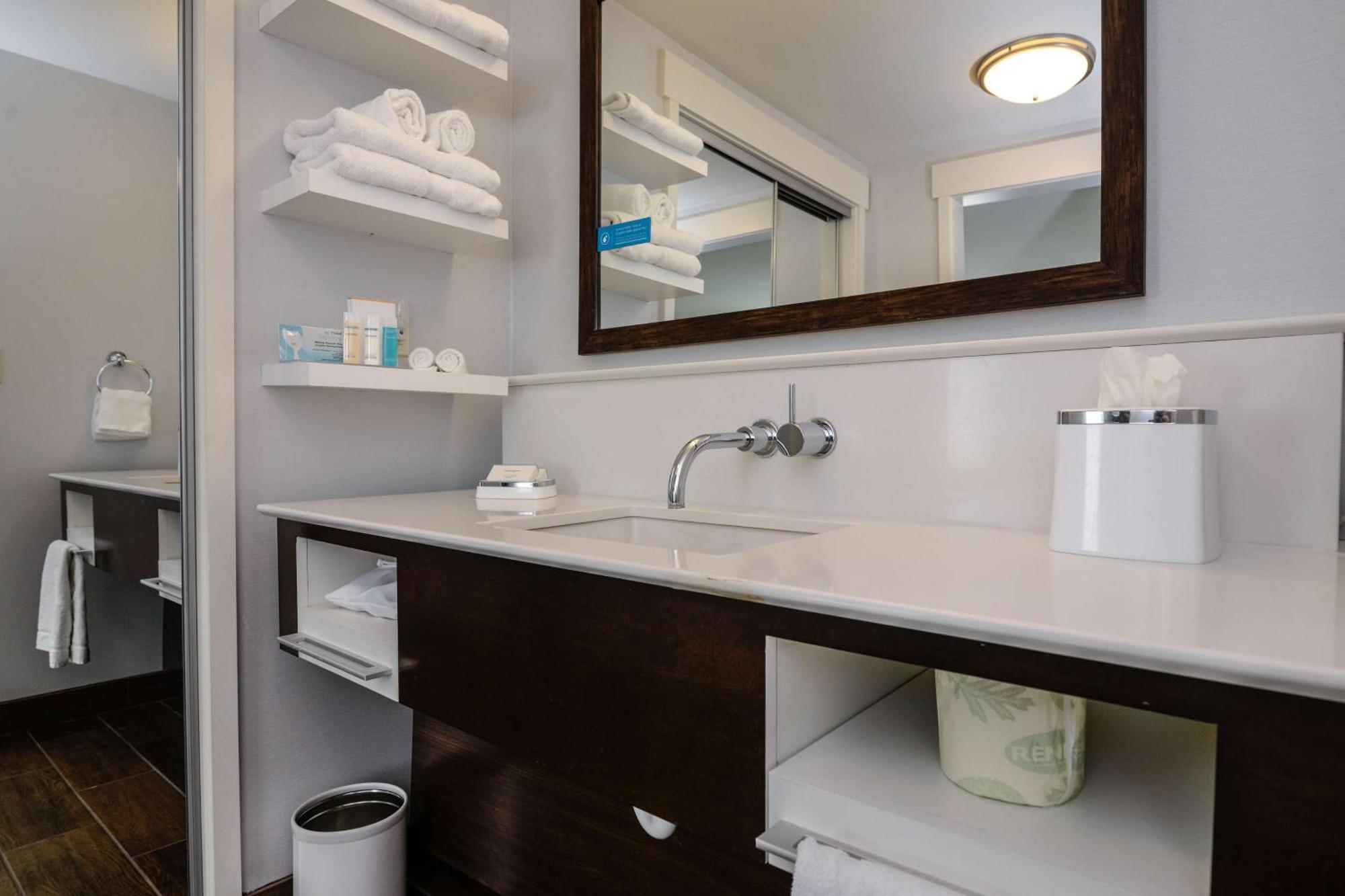 Hampton Inn Brighton Mi Екстер'єр фото