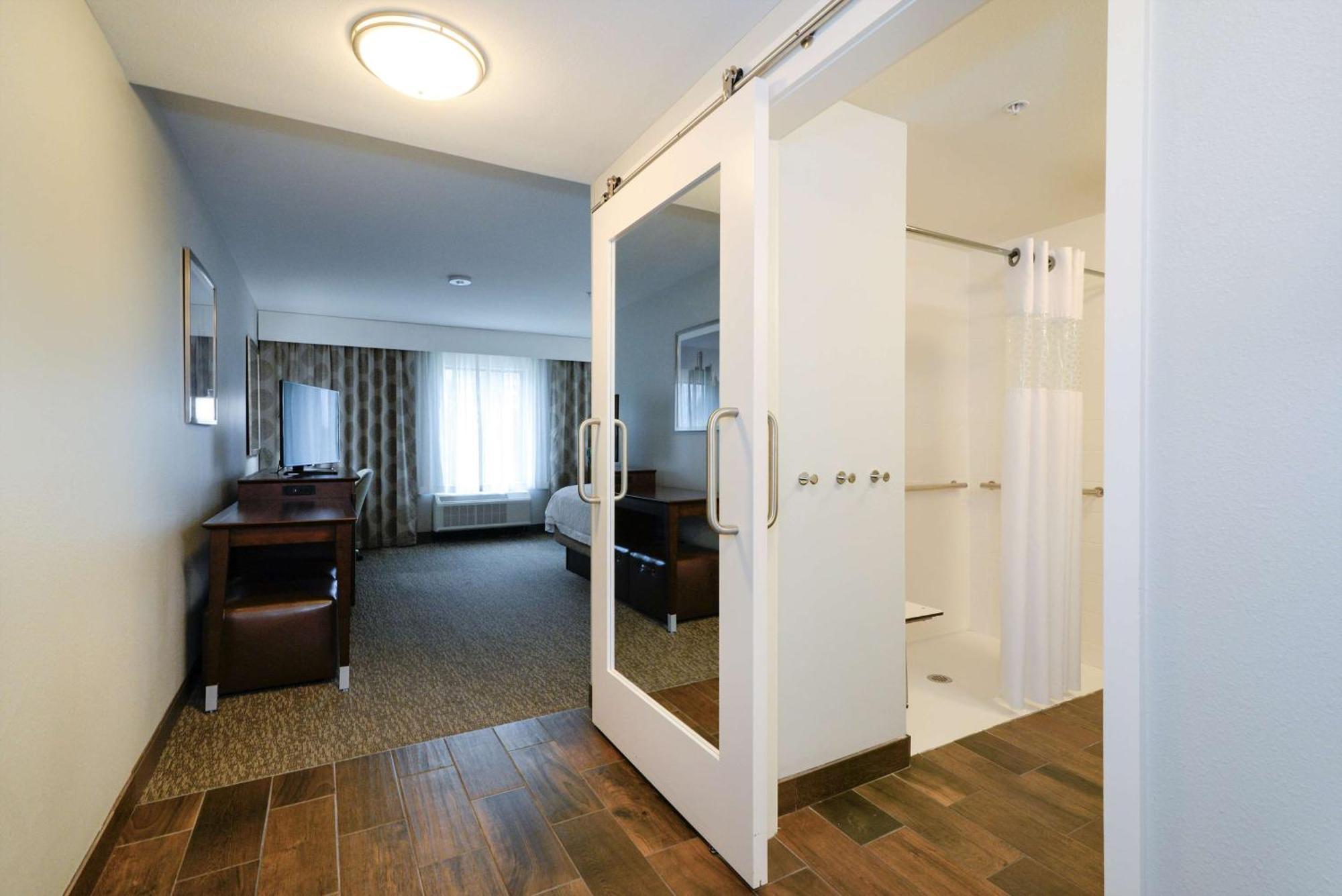 Hampton Inn Brighton Mi Екстер'єр фото