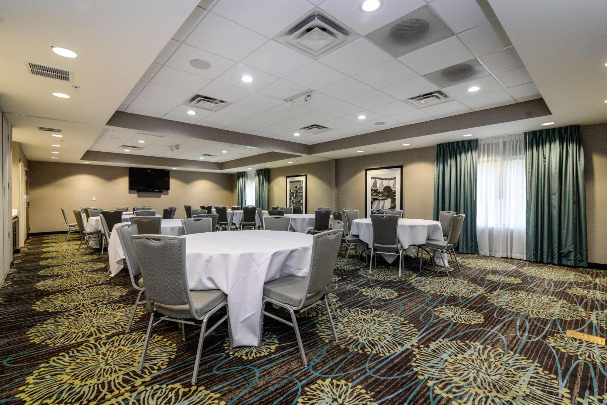 Hampton Inn Brighton Mi Екстер'єр фото