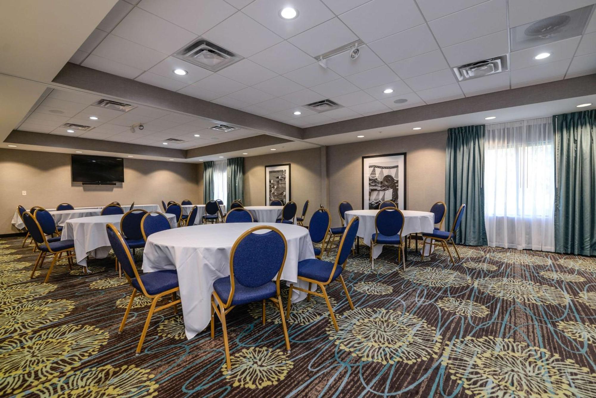 Hampton Inn Brighton Mi Екстер'єр фото