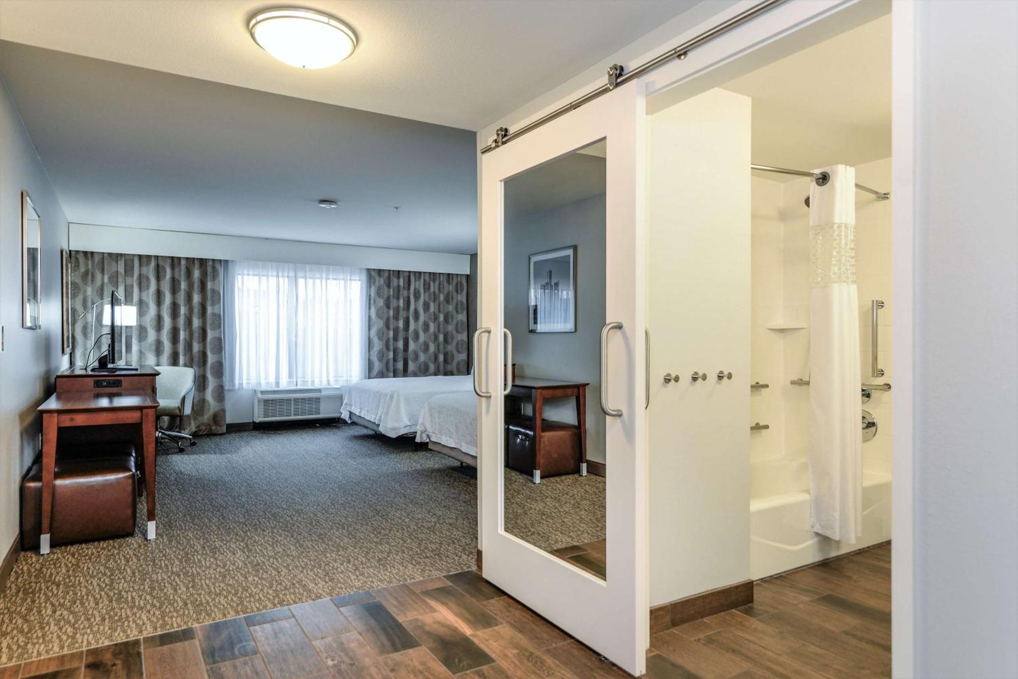 Hampton Inn Brighton Mi Екстер'єр фото