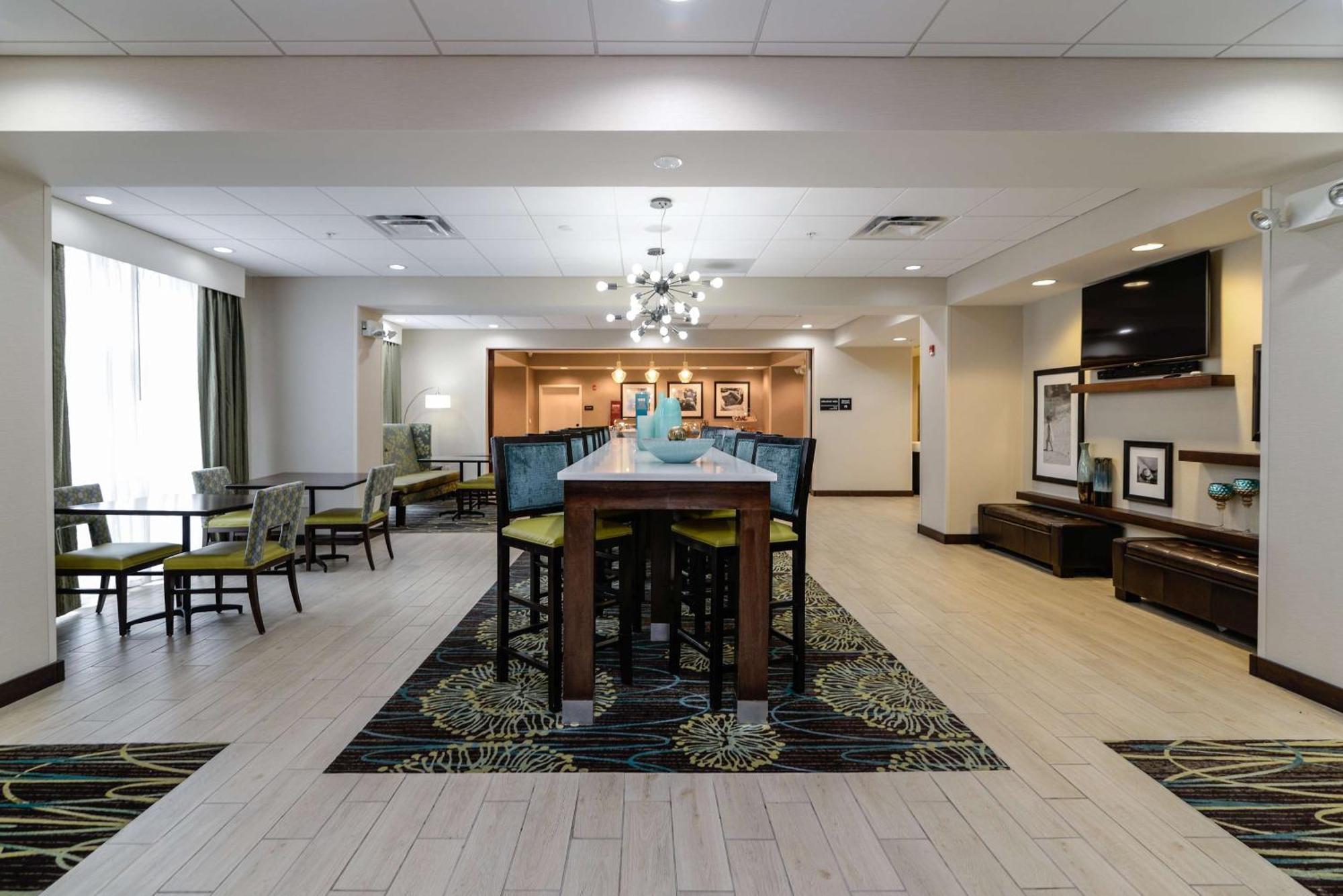 Hampton Inn Brighton Mi Екстер'єр фото