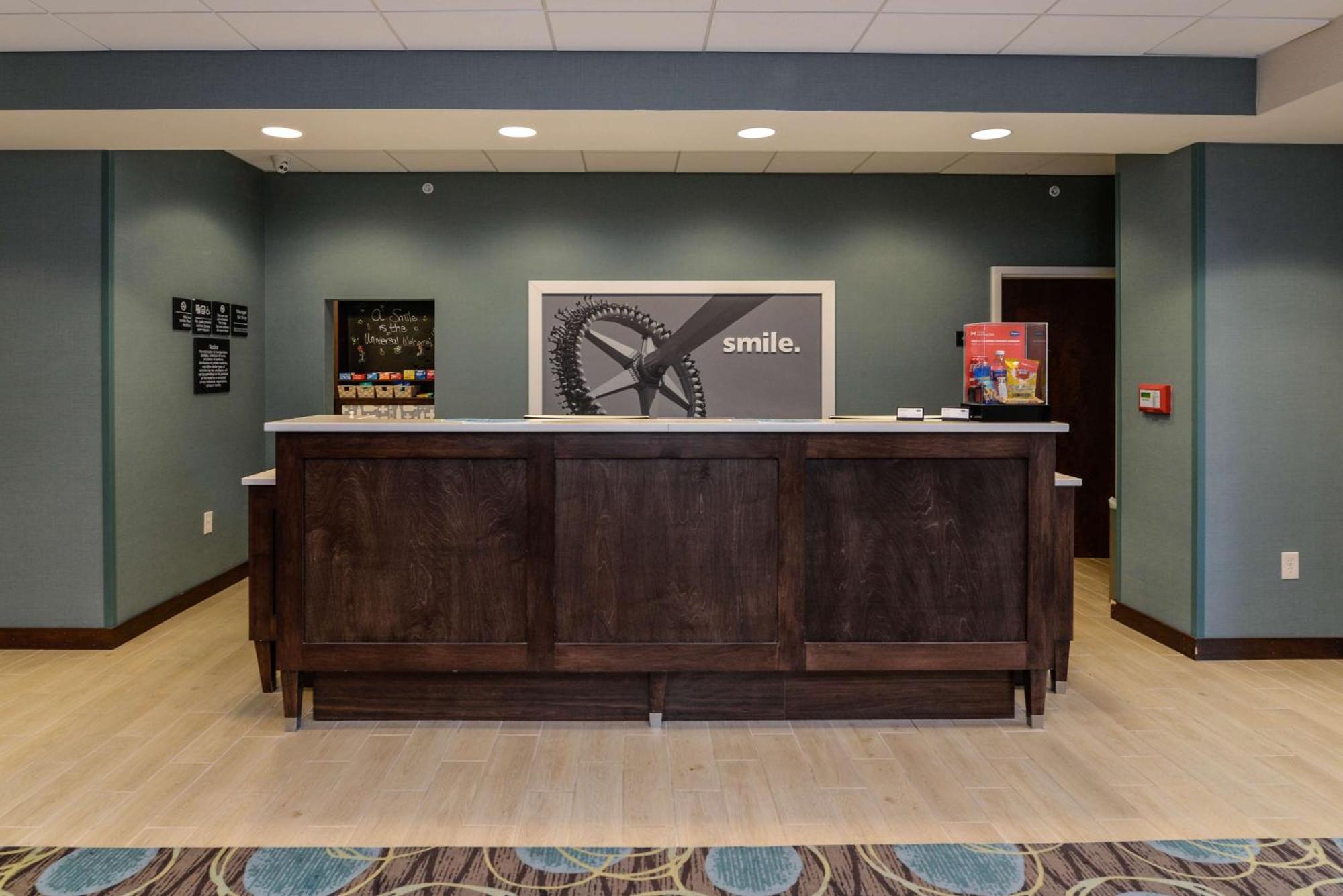Hampton Inn Brighton Mi Екстер'єр фото